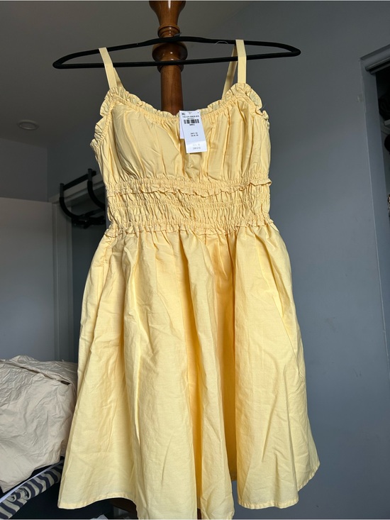 Abercrombie & Fitch Dresses & Skirts - Abercrombie & Fitch Yellow Smocked Mini Dress